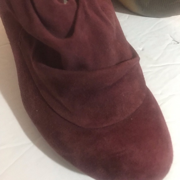 HINGE STRAPPY PUMPS MAROON WINE COLORED PURPLE SOFT SZ 8.5 - Picture 6 of 9